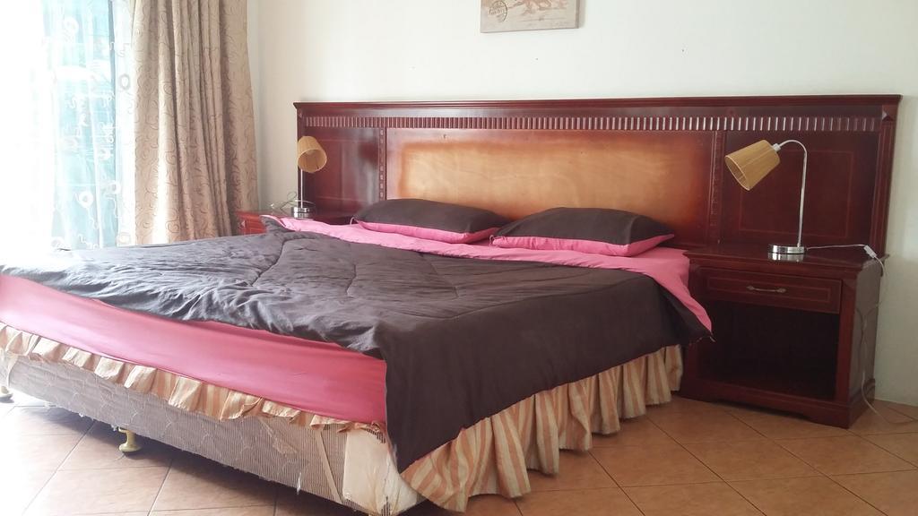 Le Private Hotell Pattaya Exteriör bild