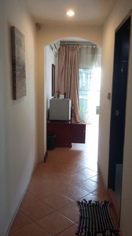 Le Private Hotell Pattaya Exteriör bild