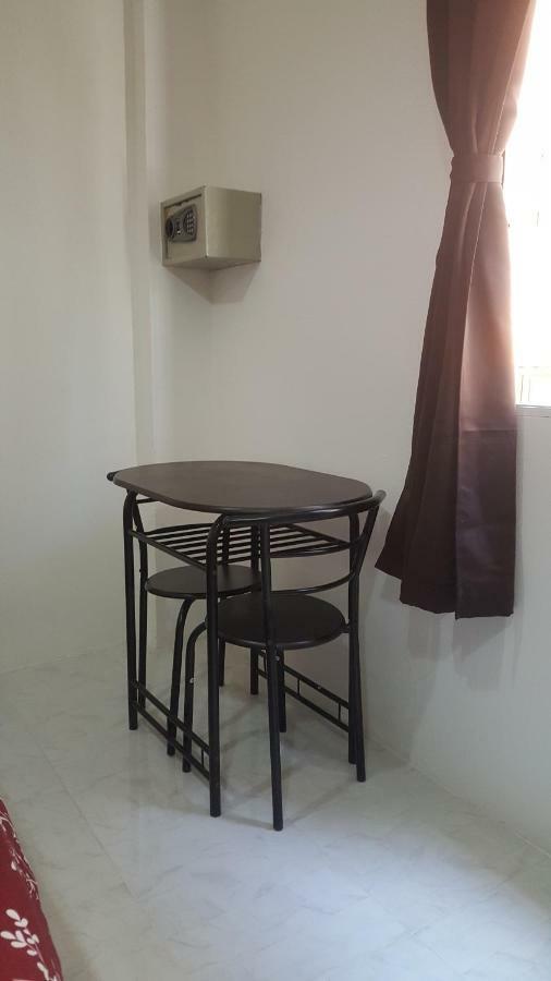 Le Private Hotell Pattaya Exteriör bild